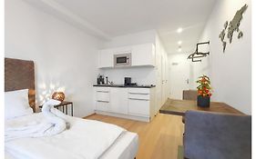 Easy Flat Hyrtlgasse